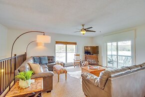 Lakefront Arkansas Abode - Deck, Grill & Fire Pit!