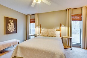 Lakefront Arkansas Abode - Deck, Grill & Fire Pit!