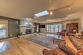 Ruidoso Getaway w/ Deck - 16 Mi to Ski Apache