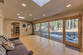 Ruidoso Getaway w/ Deck - 16 Mi to Ski Apache