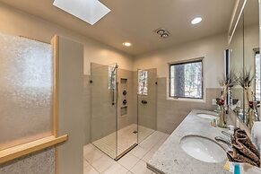 Ruidoso Getaway w/ Deck - 16 Mi to Ski Apache