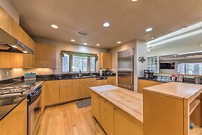 Ruidoso Getaway w/ Deck - 16 Mi to Ski Apache