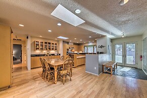 Ruidoso Getaway w/ Deck - 16 Mi to Ski Apache