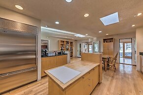 Ruidoso Getaway w/ Deck - 16 Mi to Ski Apache