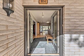 Ruidoso Getaway w/ Deck - 16 Mi to Ski Apache