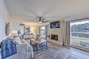 Waterfront Home w/ Dock > 3 Mi to Oaklawn Racing!