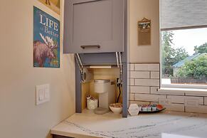 Anchorage Apartment w/ a View ~ 3 Mi to Airport