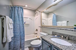 ~ 2 Mi to Disney & Universal: Orlando Resort Condo