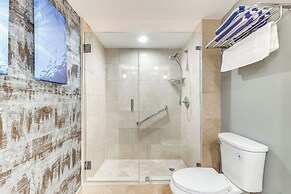 Modern Ft Lauderdale Condo ~ 7 Mi to Airport!