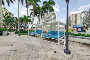 Modern Ft Lauderdale Condo ~ 7 Mi to Airport!