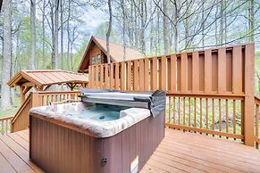 Private Hot Tub: Lovely Cabin in Gatlinburg!