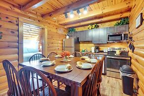 Private Hot Tub: Lovely Cabin in Gatlinburg!