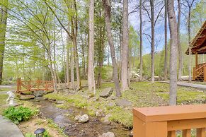 Private Hot Tub: Lovely Cabin in Gatlinburg!