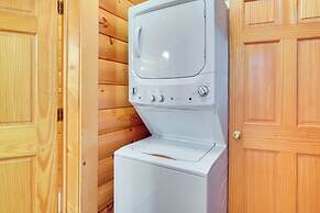 Private Hot Tub: Lovely Cabin in Gatlinburg!