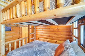 Private Hot Tub: Lovely Cabin in Gatlinburg!