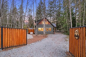 Hikers Haven w/ Hot Tub - Near Mt Rainier!