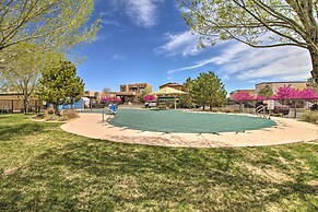 9 Mi to Old Town Albuquerque: Getaway w/ Grill!