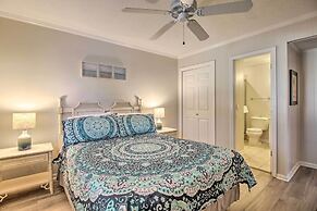 Walk to Beach: Condo w/ Balcony in Hilton Head