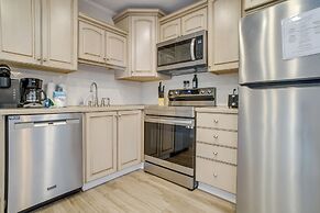 Walk to Beach: Condo w/ Balcony in Hilton Head