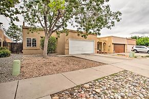 Comfy Albuquerque Townhome < 6 Mi to Downtown