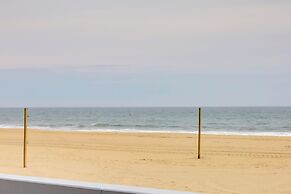 Bay Access: 'the English Condo' in Ocean City