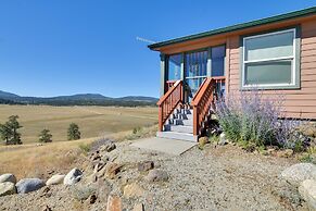 Tranquil Cabin Getaway w/ Panoramic Mtn View!