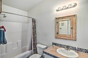 Tranquil Cabin Getaway w/ Panoramic Mtn View!