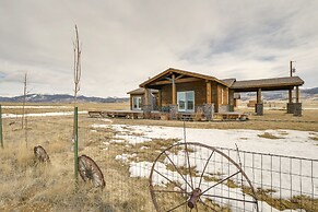 Jefferson Home w/ Mountain Views & Horse Pastures