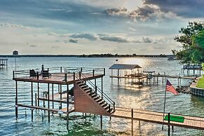 Gun Barrel City Lake House w/ Dock & Sunset Views!