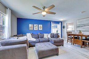 Coastal Sarasota Condo: Minutes to Beach!