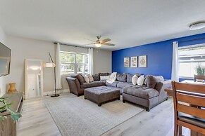 Coastal Sarasota Condo: Minutes to Beach!