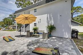 Coastal Sarasota Condo: Minutes to Beach!