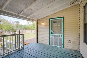 Kerrville Vacation Rental Across From River Trail!