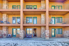 Near Skiing: Studio w/ Pool Access in Granby!