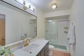 Mtn View Granby Condo w/ In-unit Hot Tub!