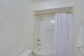 Mtn View Granby Condo w/ In-unit Hot Tub!