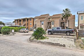 North Padre Island Condo - Close to Beaches!