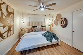 3 Mi to Dtwn Hot Springs: Modern Condo!