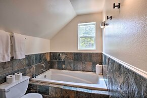 Luxury Leadville Getaway w/ Hot Tub!