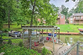 Waterfront Retreat w/ Boat Dock in Hot Springs!