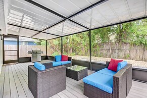 Sarasota Home w/ Screened Porch, Walk To Zoo!