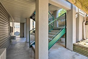 Branson Retreat w/ Pool Access ~ 3 Mi to Dtwn
