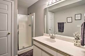 Branson Retreat w/ Pool Access ~ 3 Mi to Dtwn