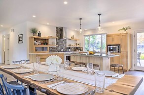 Peaceful Windsor Retreat w/ Private Hot Tub!