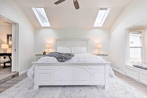 Peaceful Windsor Retreat w/ Private Hot Tub!