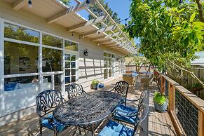 Vacation Rental Home ~ 1 Mi to Carmel Beach!