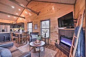 Pigeon Forge Cabin: Private Hot Tub & Views!