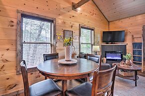 Pigeon Forge Cabin: Private Hot Tub & Views!