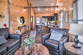 Pigeon Forge Cabin: Private Hot Tub & Views!