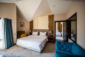 ARCHAZOR Mountain Resort